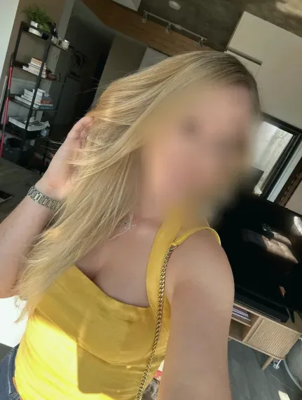 Fatima, 37