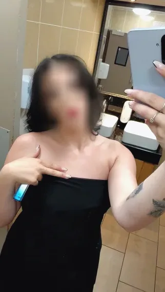 Helena, 27