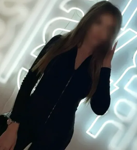 Maja, 32
